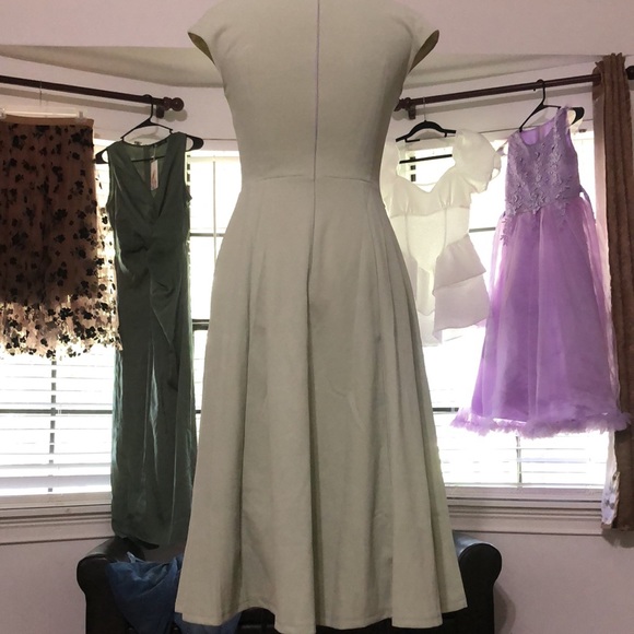 Dresstells Cocktail dresses. LIFHTGREEN - Picture 3 of 4